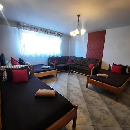 Zlota Roza Feriehus *